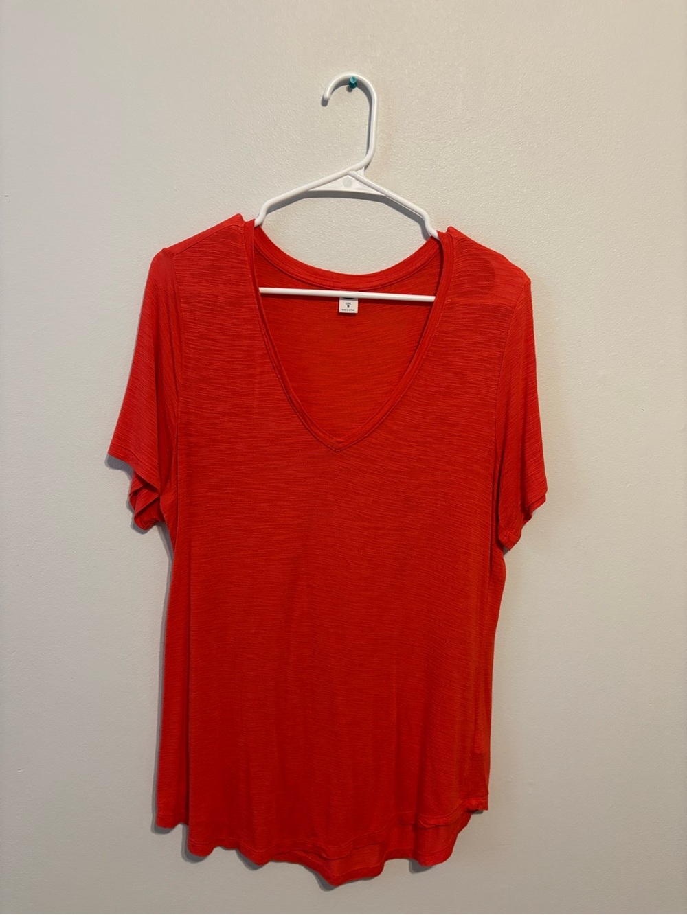 Old Navy Bright Red V-Neck Short Sleeve Tee
